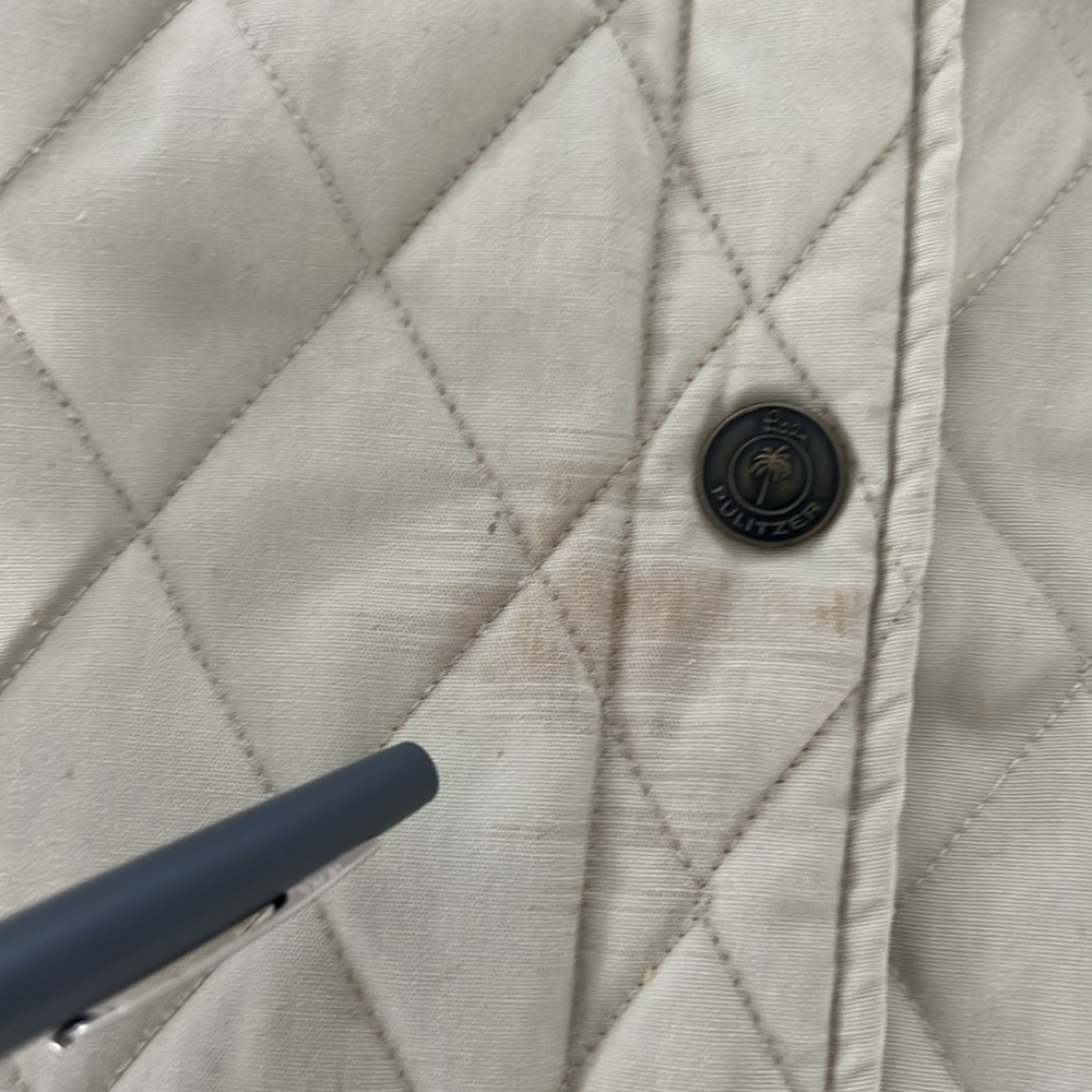 Lilly Pulitzer beige quilted jacket Size Medium M - Picture 12 of 12